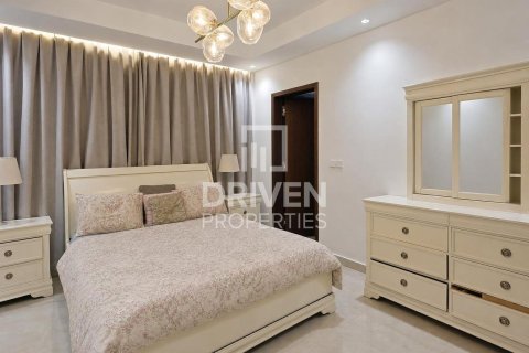 Villa in The Villa, Dubai 6 bedrooms, 1109.82 sq.m. № 143114 - photo 22
