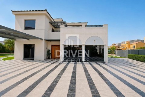 Villa in The Villa, Dubai 6 bedrooms, 1109.82 sq.m. № 143114 - photo 2