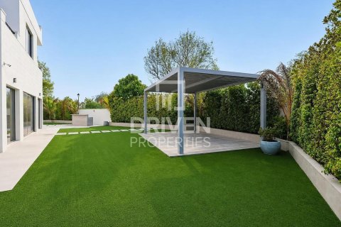 Villa in The Villa, Dubai 6 bedrooms, 1109.82 sq.m. № 143114 - photo 28