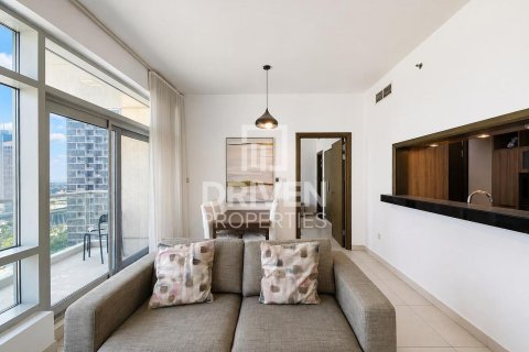 Снять в аренду квартиру в The Lofts, Даунтаун Дубай (Даунтаун Бурдж Дубай), Дубай: 1 спальня, 69.21м², № 143112 - фото 4