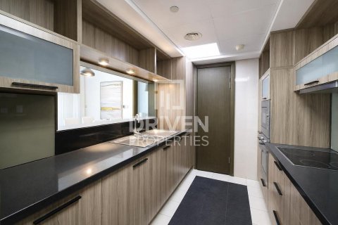 Снять в аренду квартиру в The Lofts, Даунтаун Дубай (Даунтаун Бурдж Дубай), Дубай: 1 спальня, 69.21м², № 143112 - фото 13