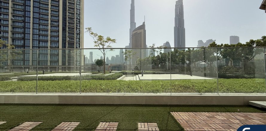 Apartment in Downtown Dubai (Downtown Burj Dubai), Dubai 2 bedrooms, 160 sq.m. № 75336