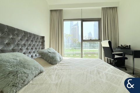 Купить квартиру в Даунтаун Дубай (Даунтаун Бурдж Дубай), Дубай: 2 спальни, 160м², № 75336 - фото 8