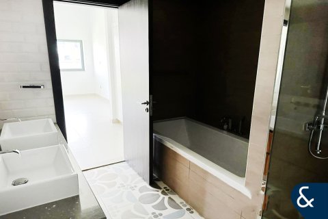 Apartamento en Motor City, Dubai, 1 dormitorio, 113 m², № 75320 - foto 5