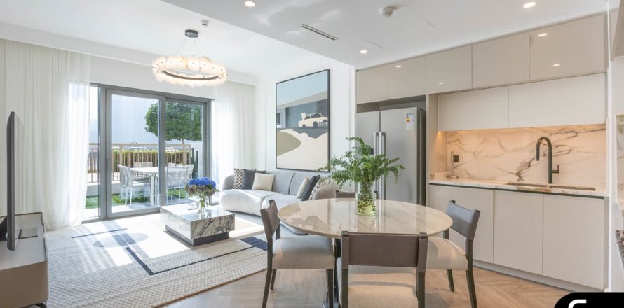 Appartement à EMAAR Beachfront, Dubai Harbour, Dubai, 3 chambres, 184 m², № 75335