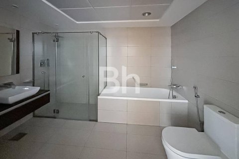 Снять в аренду квартиру в Дубай Марине, Дубай: 2 спальни, 169м², № 22808 - фото 18