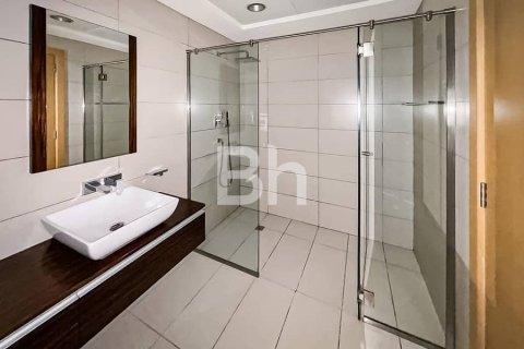 Снять в аренду квартиру в Дубай Марине, Дубай: 2 спальни, 169м², № 22808 - фото 17