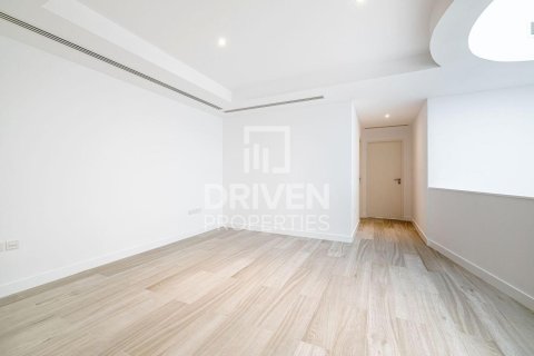 Villa in Jumeirah, Dubai 5 bedrooms, 357.12 sq.m. № 128992 - photo 10