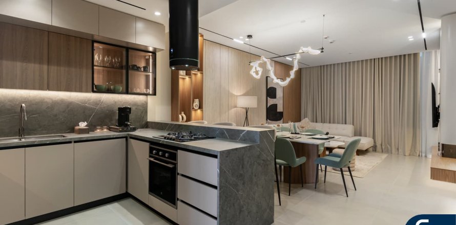 Apartment in Dubai Land, Dubai 2 bedrooms, 114 sq.m. № 74688