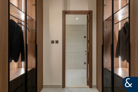 Apartment in Dubai Land, Dubai 2 bedrooms, 114 sq.m. № 74688 - photo 16