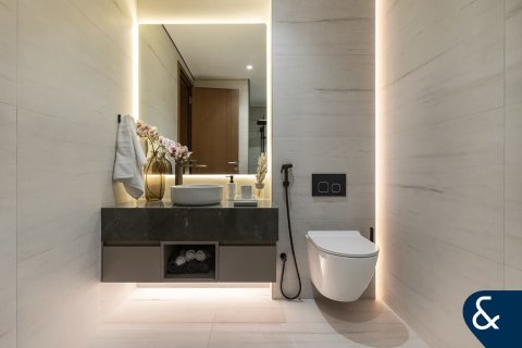 Apartment in Dubai Land, Dubai 2 bedrooms, 114 sq.m. № 74688 - photo 18