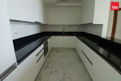 Apartment in Business Bay, Dubai 2 bedrooms, 127.4 sq.m. № 60250 - photo 12