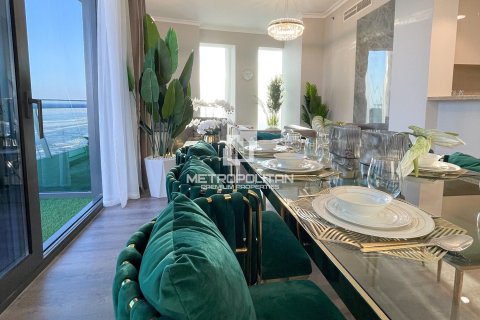 Apartamento en Burj Vista, Downtown Dubai (Downtown Burj Dubai), Dubai, 3 dormitorios, 165 m², № 15663 - foto 1