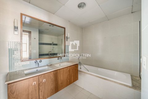 Снять в аренду квартиру в Oceana, Пальма Джумейра, Дубай: 2 спальни, 159м², № 15665 - фото 12