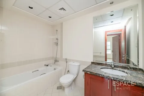 Снять в аренду таунхаус в Арабиан Ранчес, Дубай: 3 спальни, 226м², № 71301 - фото 11