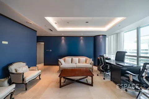 Office in Jumeirah Lake Towers, Dubai 704 sq.m. № 71300 - photo 5