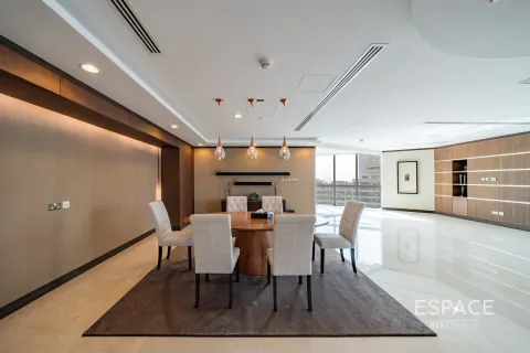 Office in Jumeirah Lake Towers, Dubai 704 sq.m. № 71300 - photo 15