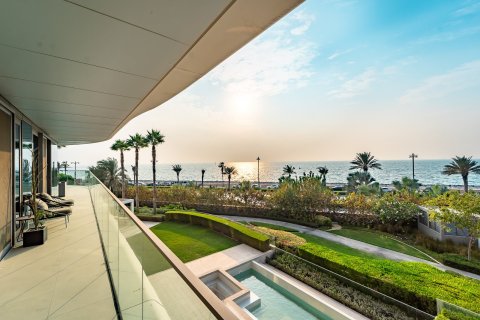 Apartment in Palm Jumeirah, Dubai 5 bedrooms, 896 sq.m. № 96961 - photo 28