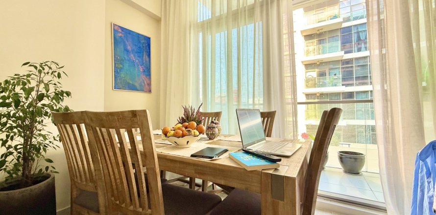 Apartamento en Dubai, 1 dormitorio, 79 m², № 96952