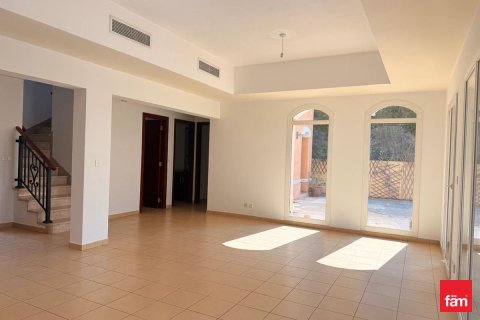 Adosado en Dubai, 4 dormitorios, 960.1 m², № 70670 - foto 7