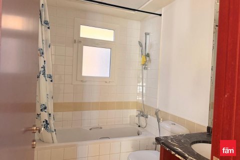 Adosado en Dubai, 4 dormitorios, 960.1 m², № 70670 - foto 11