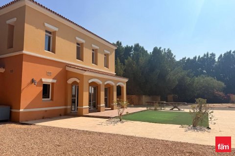 Adosado en Dubai, 4 dormitorios, 960.1 m², № 70670 - foto 3