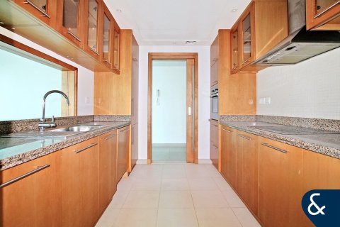 Apartamento en Marina Promenade, Dubai Marina, Dubai, 2 dormitorios, 131 m², № 79194 - foto 2