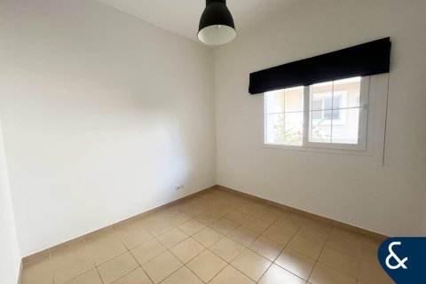 Снять в аренду виллу в Арабиан Ранчес, Дубай: 3 спальни, 236м², № 79182 - фото 12