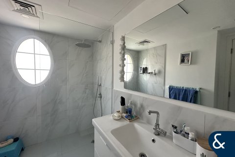 Снять в аренду виллу в Springs 14, The Springs, Дубай: 4 спальни, 282м², № 79184 - фото 17