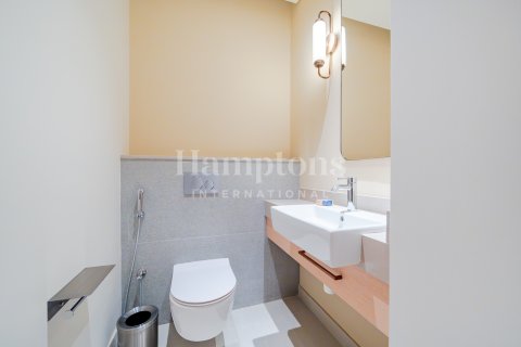 Квартира в Даунтаун Дубай (Даунтаун Бурдж Дубай), Дубай, 1 спальня, 70.8497м², № 90936