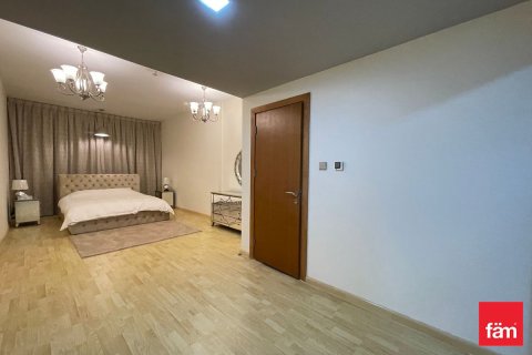 Apartment in Dubai 2 bedrooms, 130.8 sq.m. № 95690 - photo 8