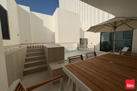 Купить квартиру в Дубае: 2 спальни, 172.3м², № 95701 - фото 4