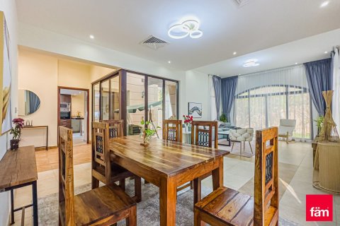 Adosado en Dubai, 4 dormitorios, 563.6 m², № 95689 - foto 8