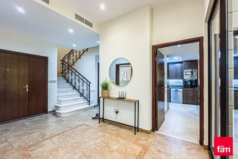 Adosado en Dubai, 4 dormitorios, 563.6 m², № 95689 - foto 10