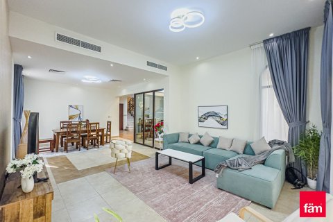 Adosado en Dubai, 4 dormitorios, 563.6 m², № 95689 - foto 6