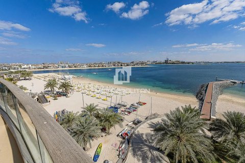 شقة في Tiara Residences, نخلة جميرا, دبي 3 غرف نوم, 211 م² رقم 73071 - صورة 1