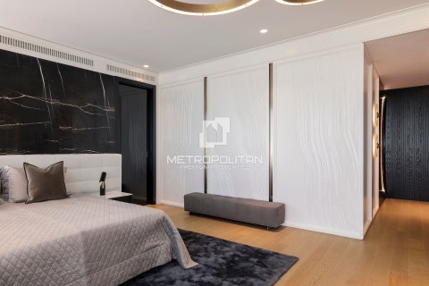 Apartment in Palm Jumeirah, Dubai 4 bedrooms, 744 sq.m. № 73073 - photo 22