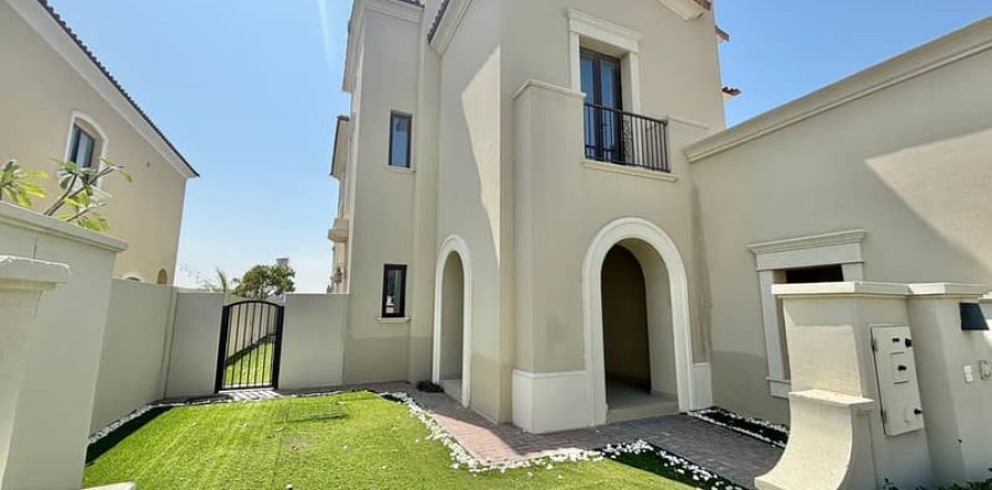 Villa en Arabian Ranches 2, Dubai, 3 dormitorios, 358 m², № 57808