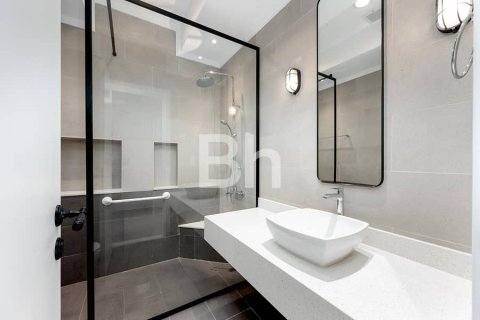 Снять в аренду виллу в Аль-Хаваниже, Дубай: 3 спальни, 1561м², № 24386 - фото 15