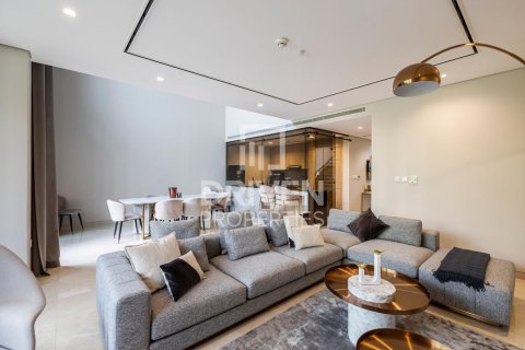 Villa in Jumeirah Bay Island, Jumeirah, Dubai 3 bedrooms, 258 sq.m. № 65046 - photo 1