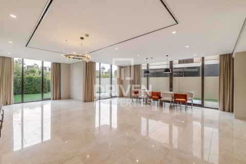 Villa en Jumeirah Bay Island, Jumeirah, Dubai, 5 dormitorios, 540 m², № 65051 - foto 1