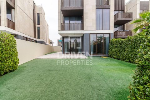 Villa en Jumeirah Bay Island, Jumeirah, Dubai, 5 dormitorios, 540 m², № 65051 - foto 13