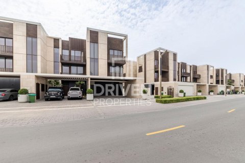 Villa en Jumeirah Bay Island, Jumeirah, Dubai, 5 dormitorios, 540 m², № 65051 - foto 28