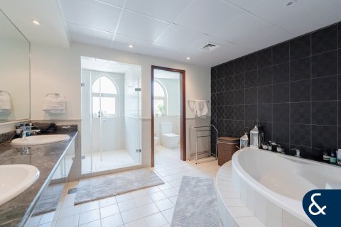 Villa à Jumeirah Islands, Dubai, 4 chambres, 492 m², № 76086 - photo 25