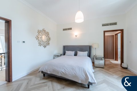 Villa à Jumeirah Islands, Dubai, 4 chambres, 492 m², № 76086 - photo 22