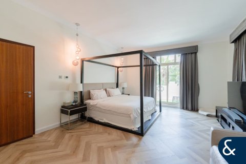 Villa à Jumeirah Islands, Dubai, 4 chambres, 492 m², № 76086 - photo 27