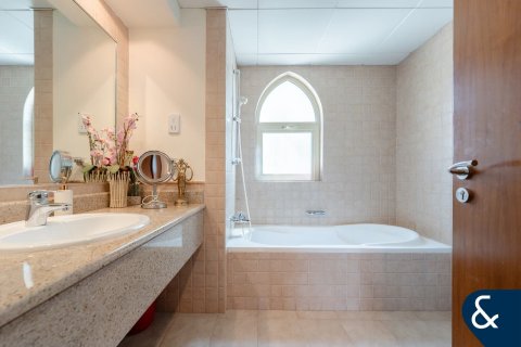 Villa à Jumeirah Islands, Dubai, 4 chambres, 492 m², № 76086 - photo 20