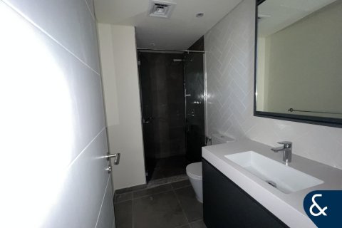 Apartment in Jumeirah Village Circle, Dubai 2 bedrooms, 121 sq.m. № 76085 - photo 8