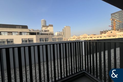 Apartment in Jumeirah Village Circle, Dubai 2 bedrooms, 121 sq.m. № 76085 - photo 10