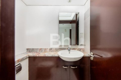 Apartment in Dubai Marina, Dubai 3 bedrooms, 172 sq.m. № 57477 - photo 9